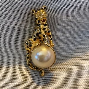 Rhinestone Cougar on Pearl Brooch